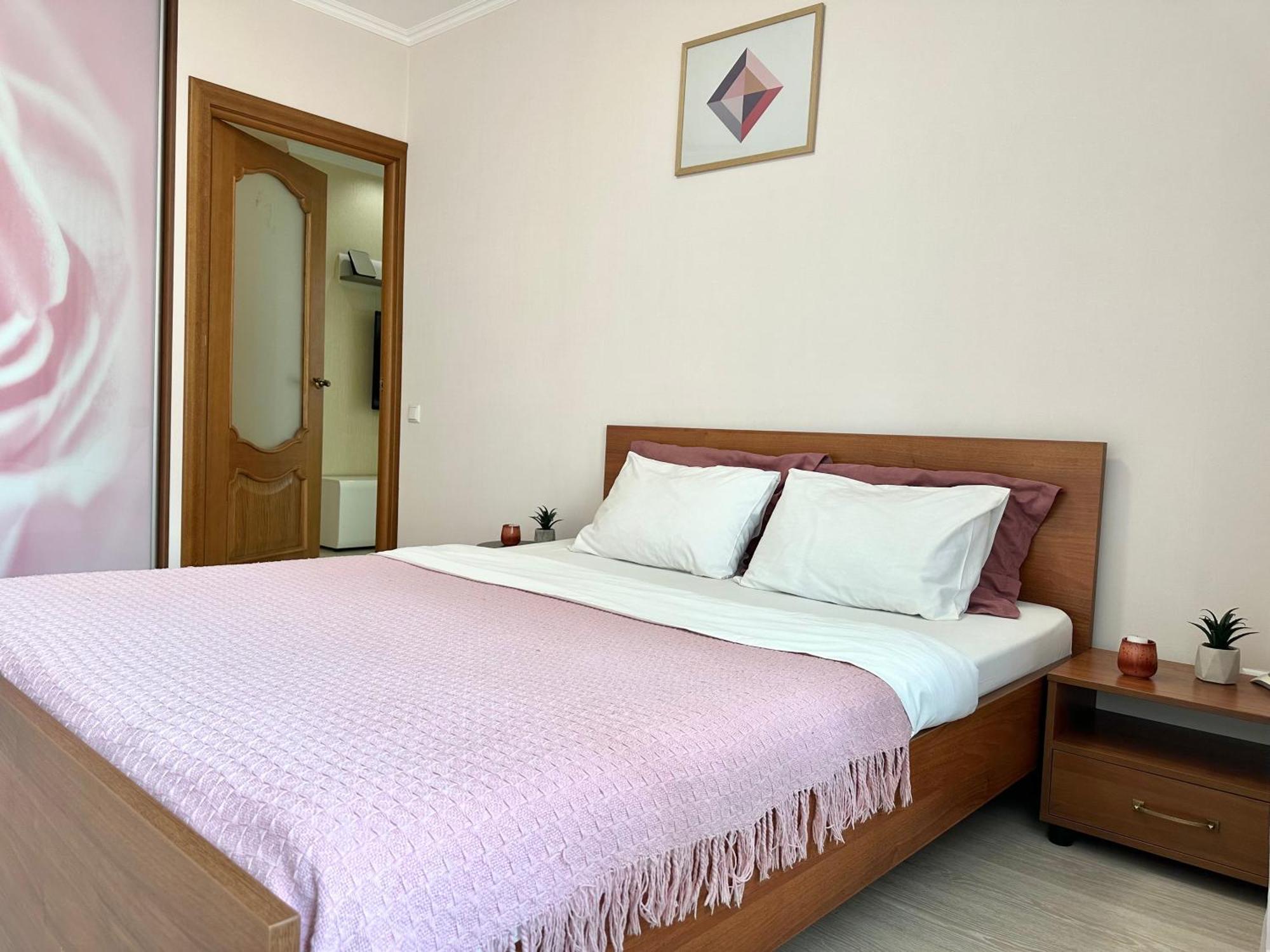 Apartments With A Coffee Machine In The City Center, Near A Park And Zlata Plaza Riwne Exterior foto